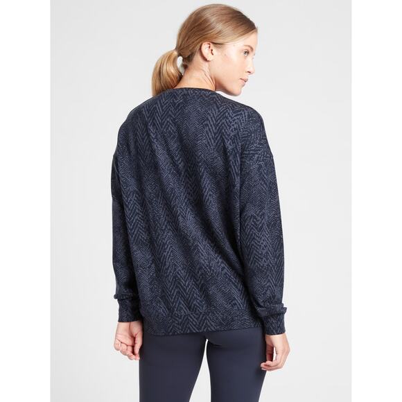 ATHLETA STUDIO TO‎ STREET PRINT SWEATSHIRT Navy Medusa Size Small Blue Black - Picture 3 of 16